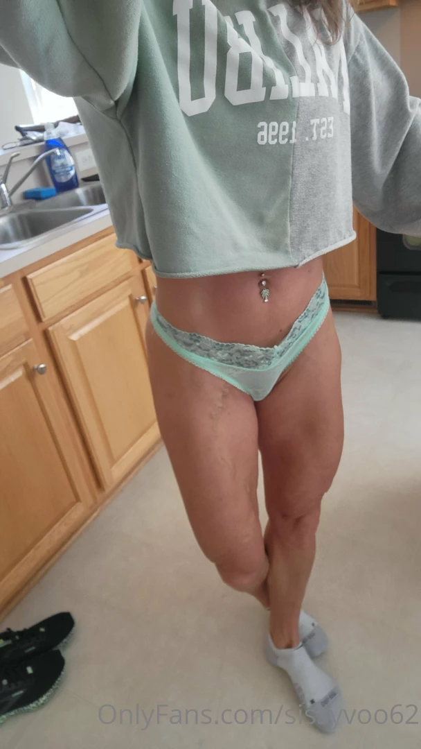 Happy st patty s day will have my green on under the gym leggings 