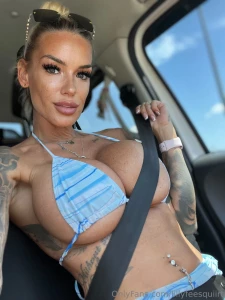 Smokin hot and born to stand out part 1