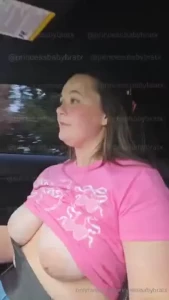 Tits out while shifting