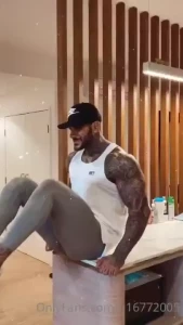 What you see what u love to feel