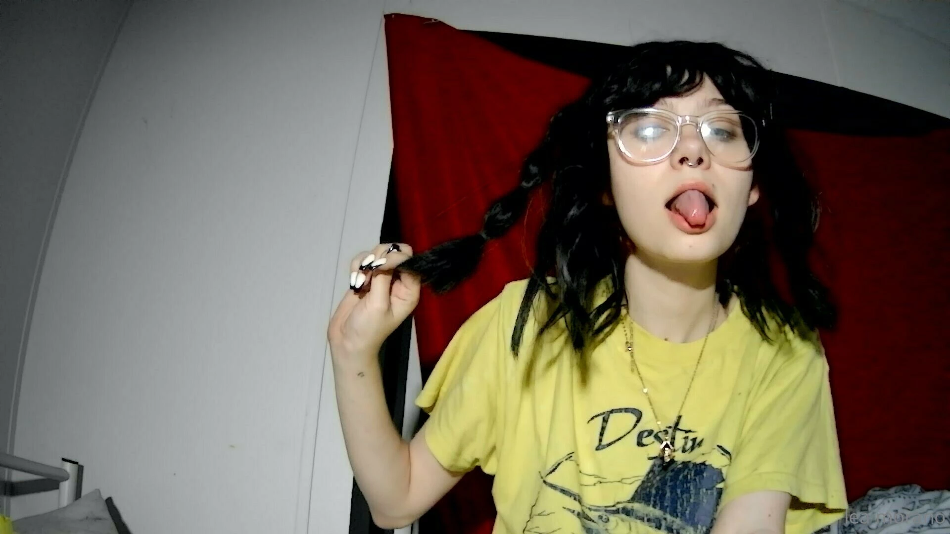 Do you think i m pretty - new webcam part 2 