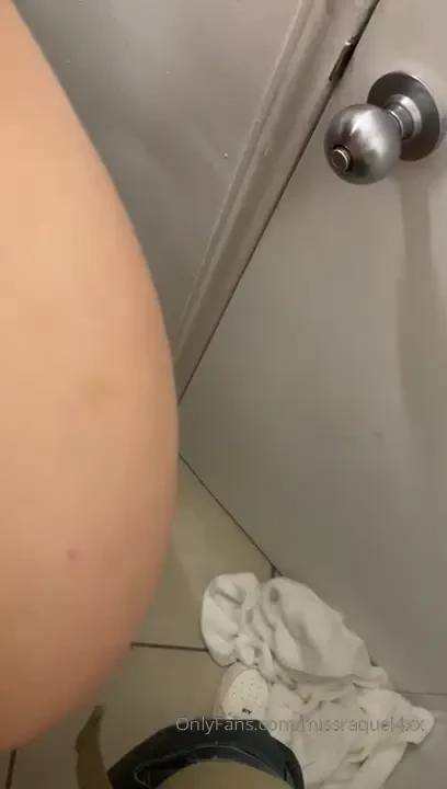 Getting it on in the bathroom 