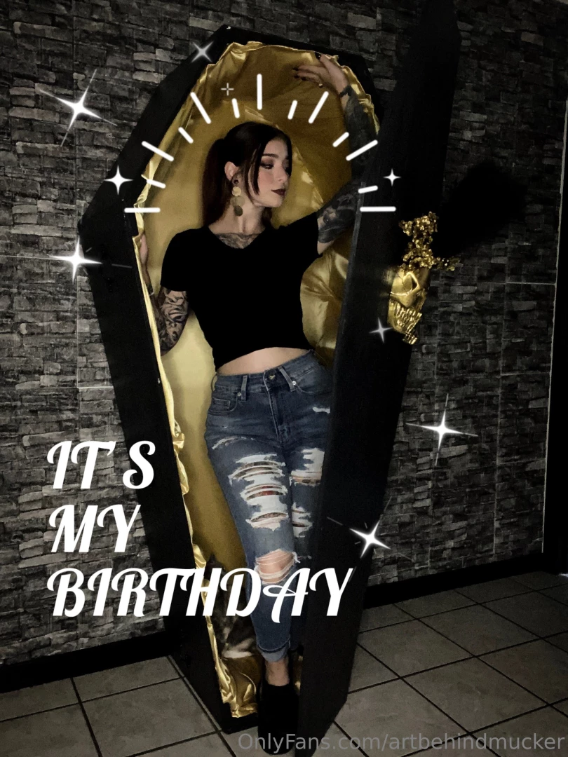 It s my birthday babe make me feel extra special today by leaving me a 
