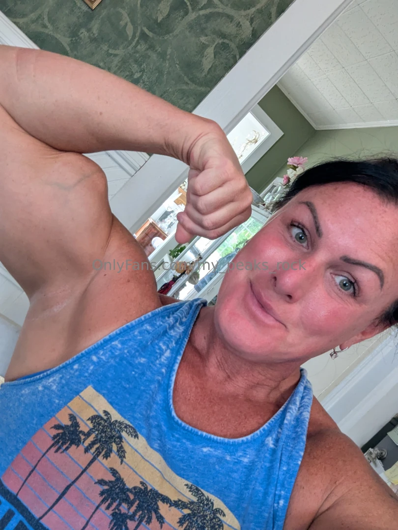 Working that tan and leaning out 