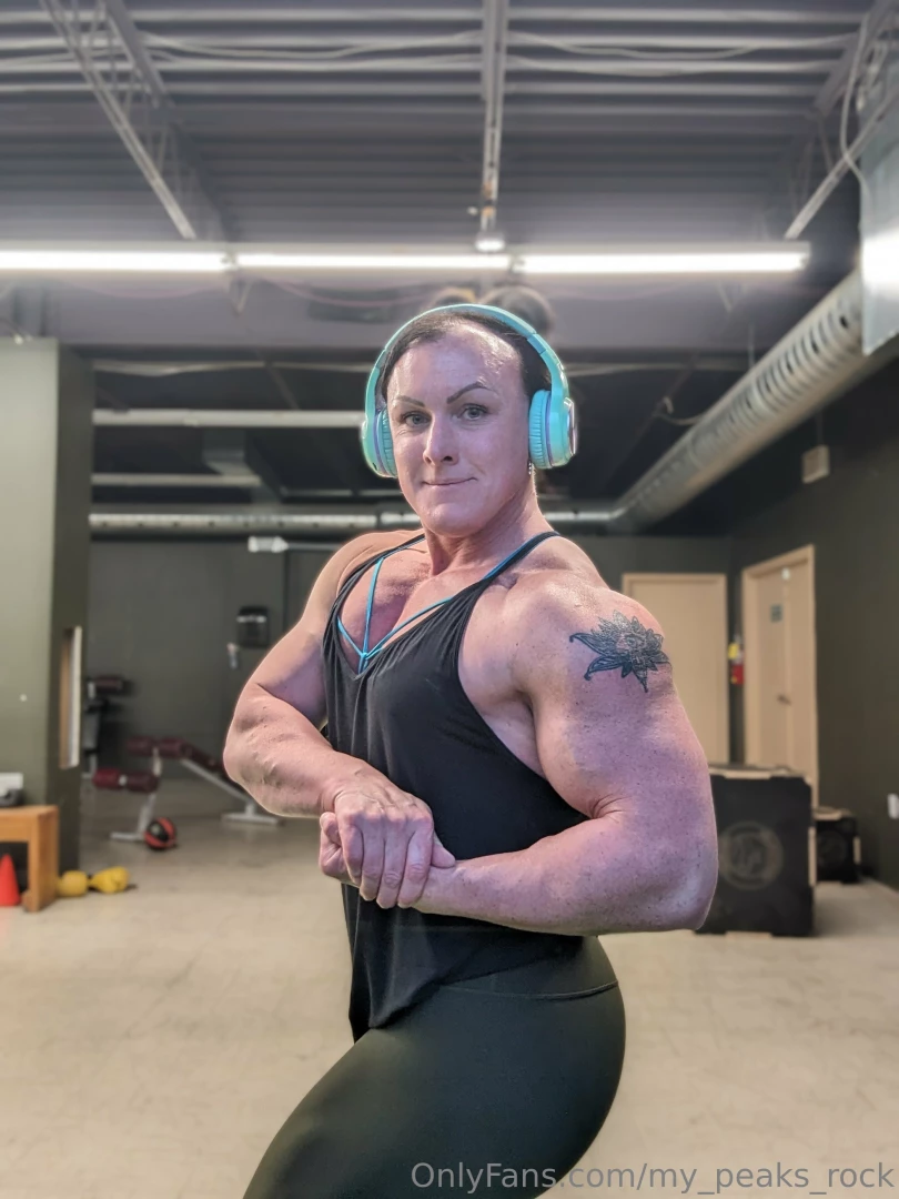 Another awesome chest day in the books it s health gain season here we part 3 