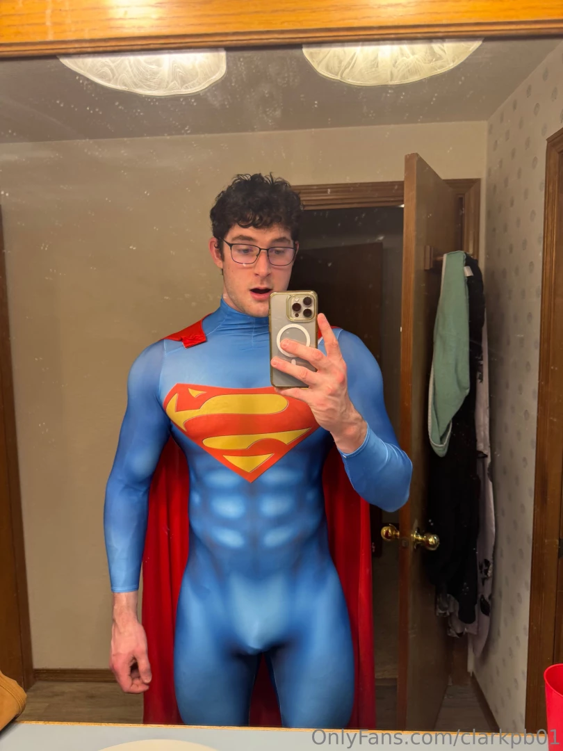 First sneak peak also this suit is thinnnn so when i take more pics 