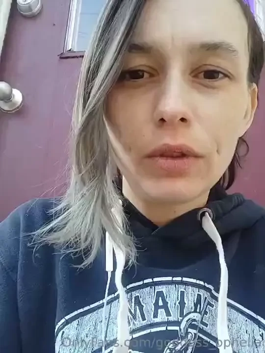 Short sph if you like my voice come order a custom 