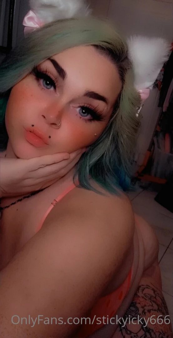 Good morning everyone i hope everyone has an amazing day comment down 