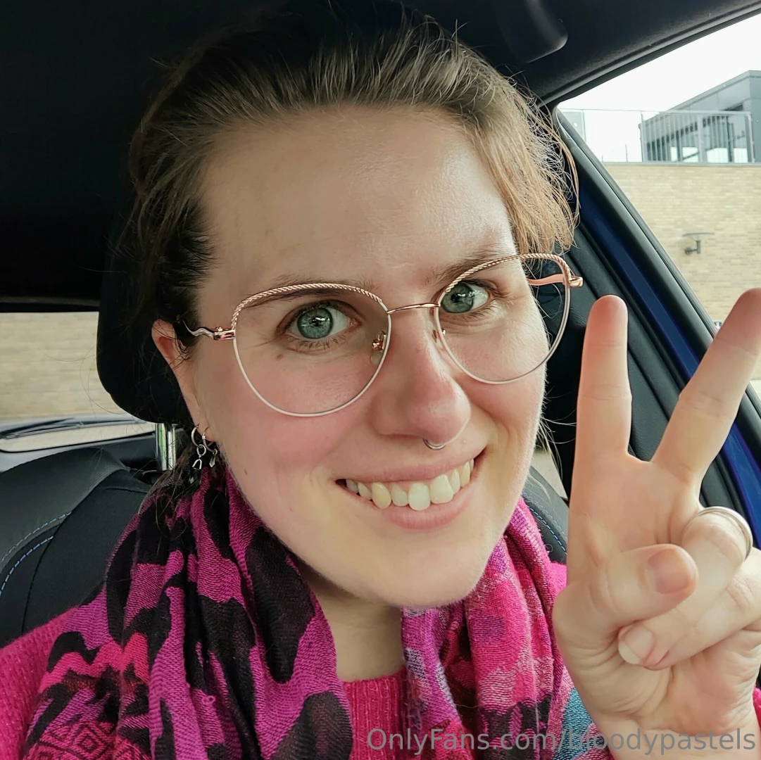 I got new glasses now i have two sets to choose between 