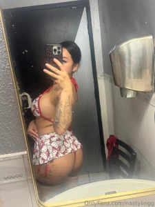 Hello kittyyyy part 1