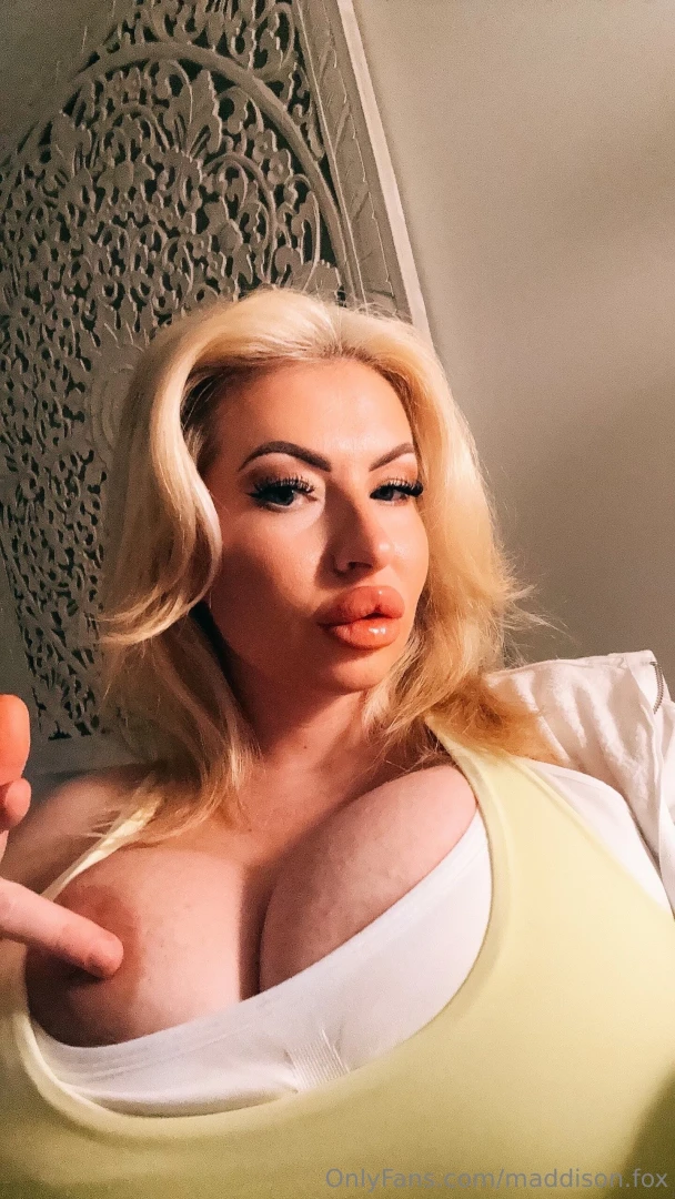 I want my lips even bigger i can t lie 