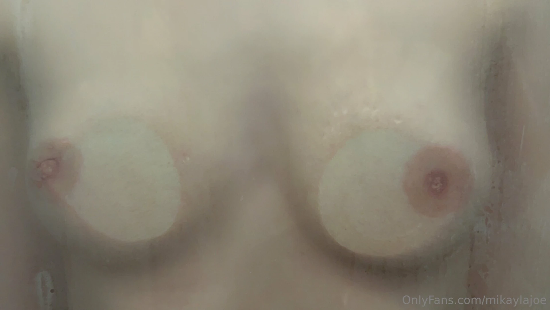 Sorry i haven t been active in a few days babes i ll be posting later 