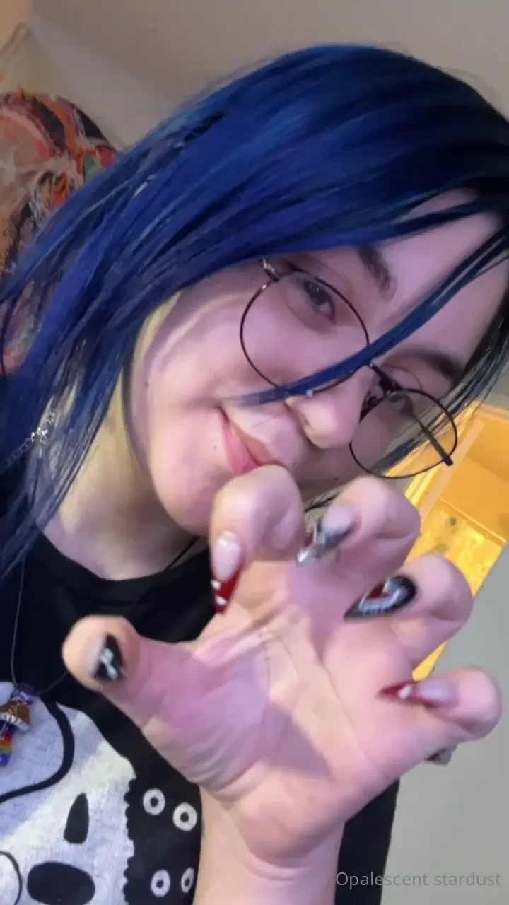 Goood morning i did a thing today i change my profile pic 