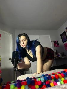 Hey there dm me and play with me don t be shy i don t bite part 1