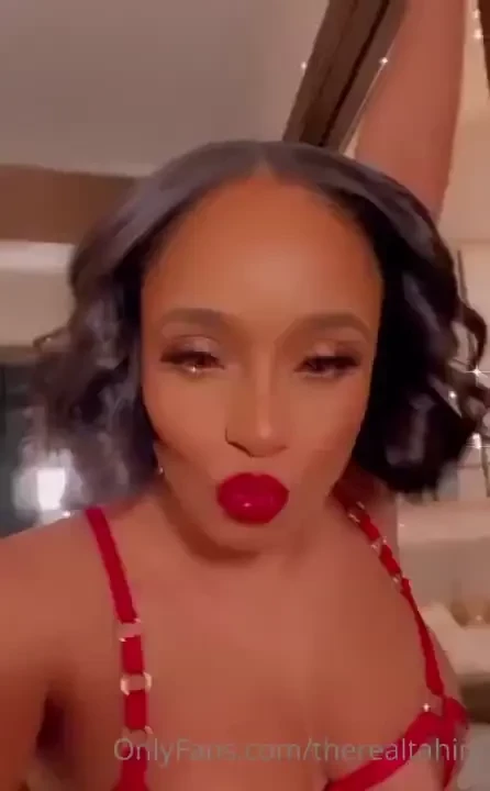 Spicy mama in red check your messages for this bundle 