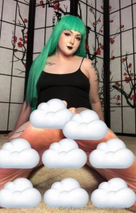 Morrigan foot vid for yall size 10