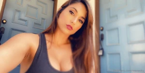 Are you free right now baby can we chat