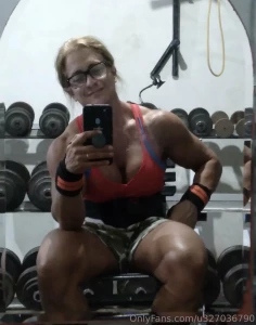 Disfrutando de la gimnasia tu tambi n