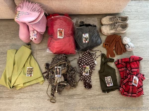 Join me tonight at 5pm for a special worn items whatnot stream every