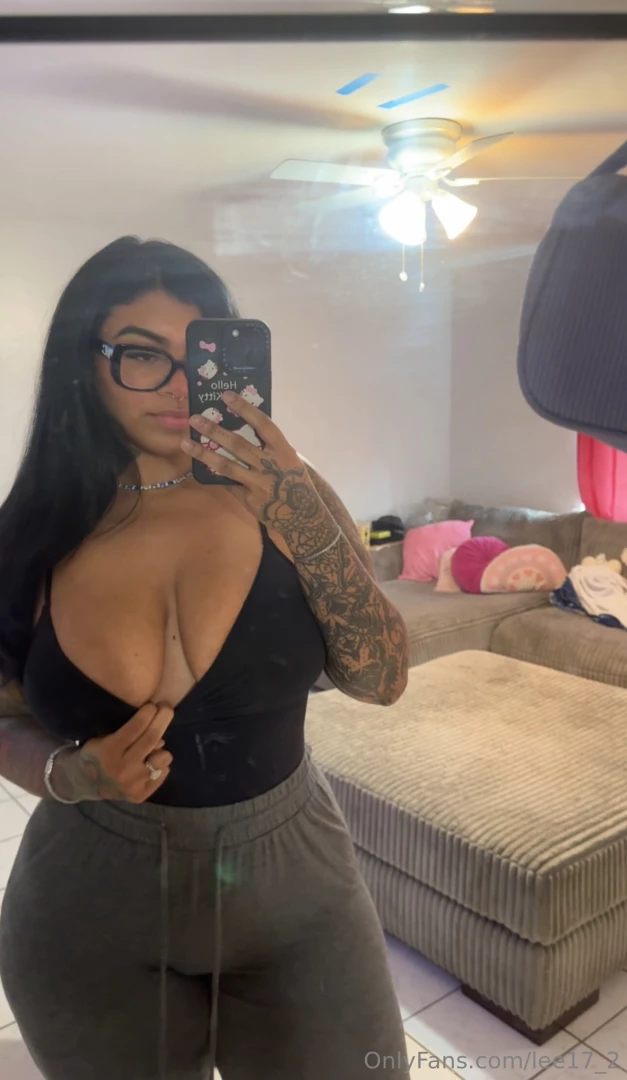 U wanna see more i know u do 