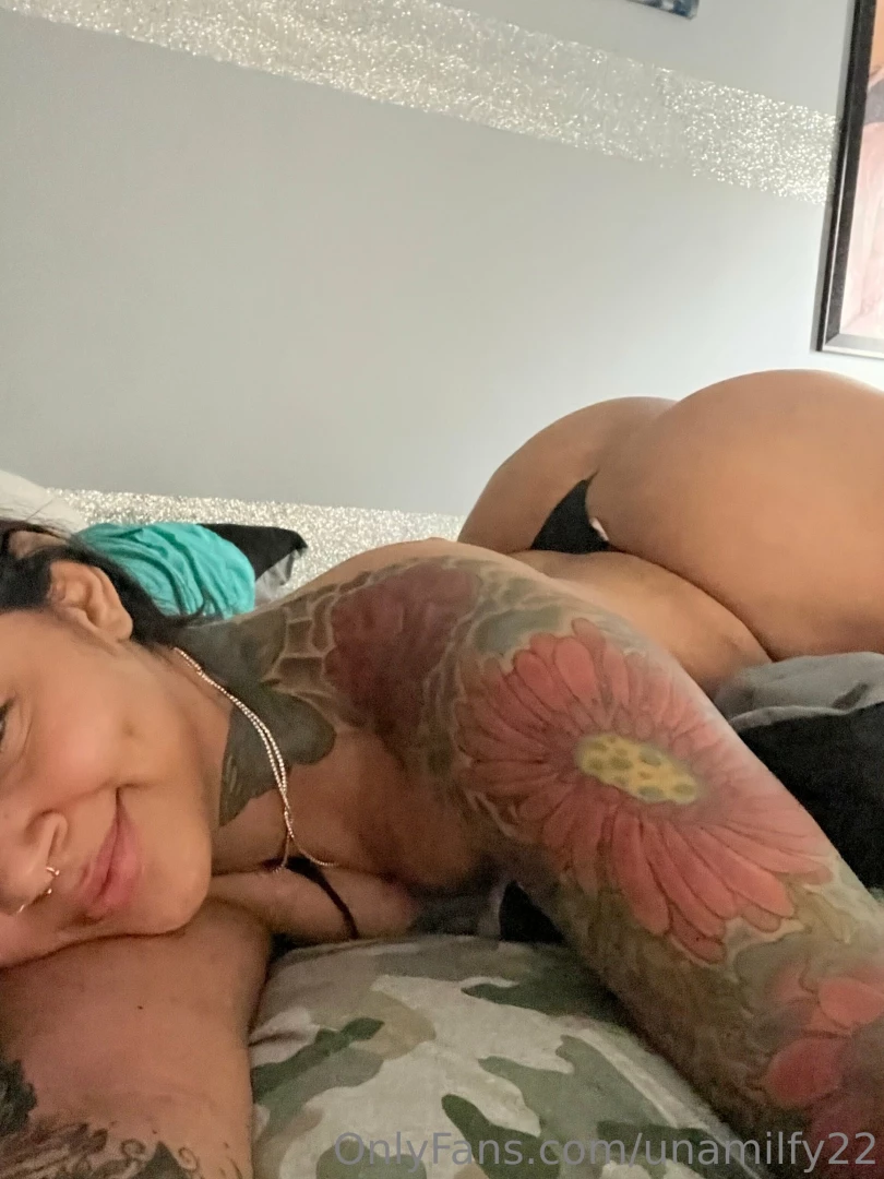 Layin around waiting for you to cum eat my pussy 