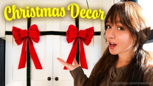 Easy diy christmas decor kitchen vibes today for a super fun festive