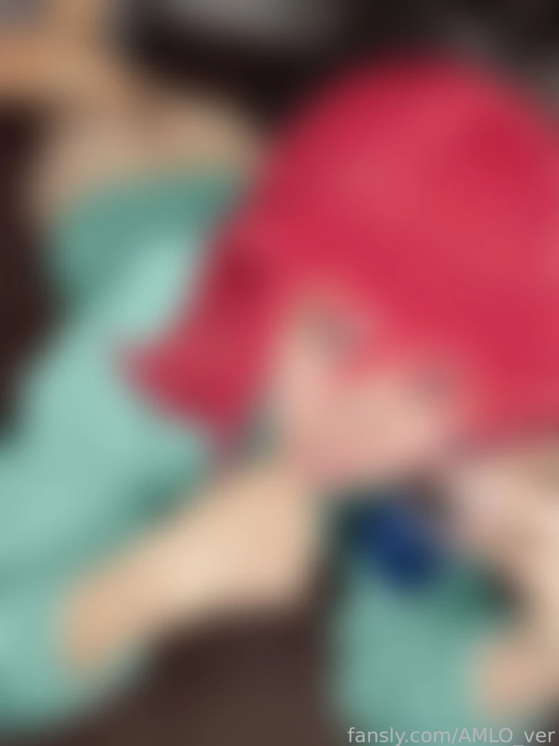 I hadn t shared this pic from the kobayashi-san set thank you for your 