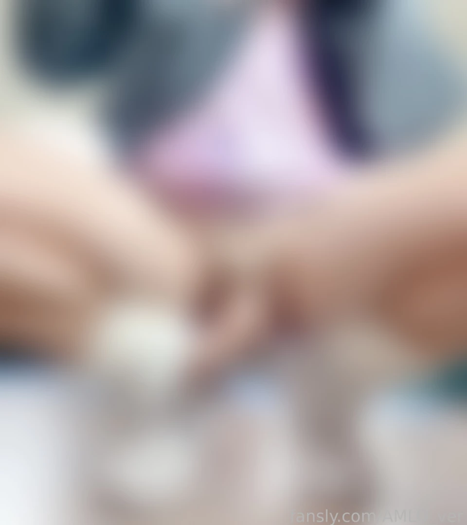 A couple pics i took after my daily run see it here https fansly com part 1 