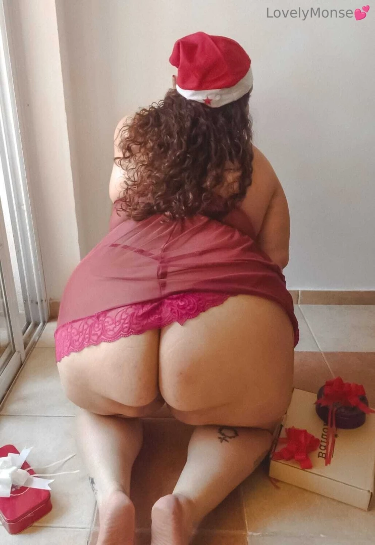 Lets make this a christmas to remember one kiss at a time 