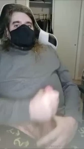 While i think of stuff to upload then edit it here are the 2