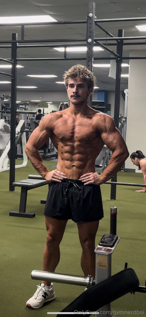 Dm me for sex tapes of me with an 18 year old college girl 