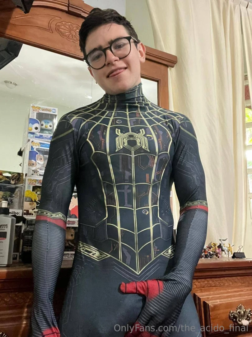 Follow my friend alexgonzxx vers bottom latino twunk amp porn actor in part 11 