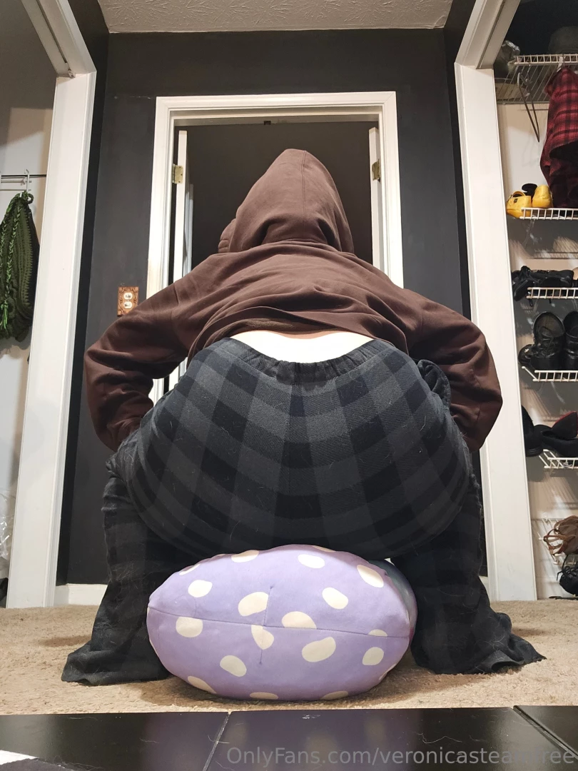 Face farting butt drops - 2 mins 