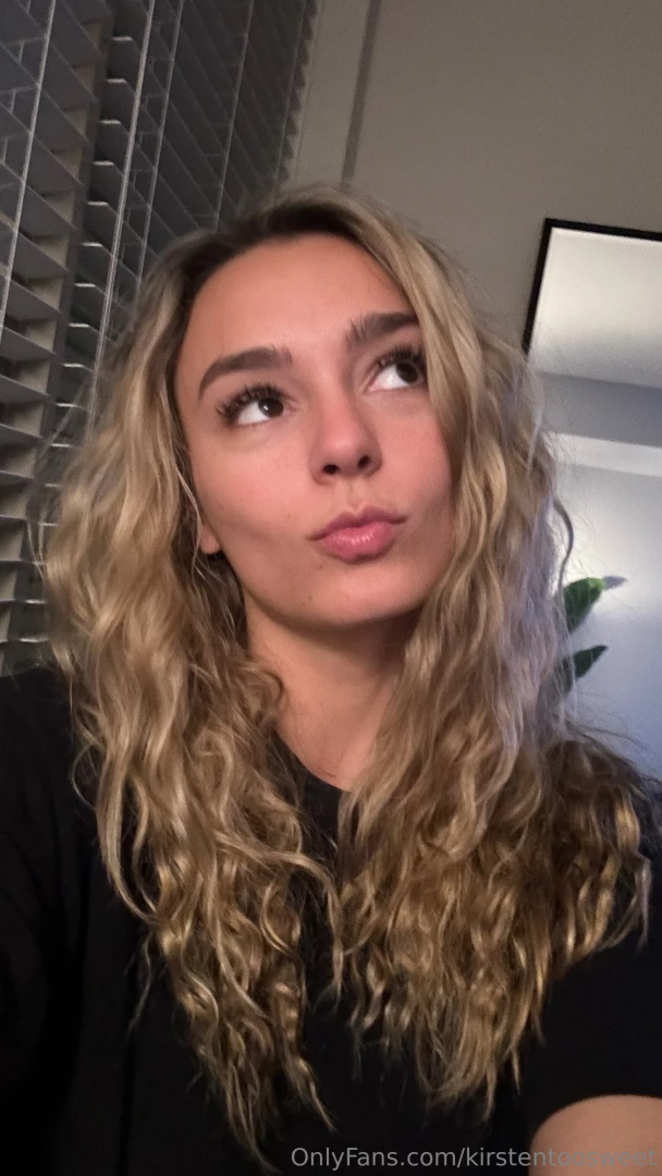 What am i thinking about rn dm me to find out 