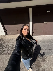 Hot mom on the run xo
