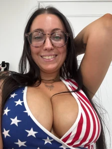 Happy 4th of july to all my fellow sexy americans
