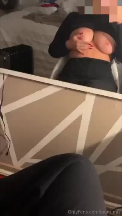 Je m ennuie venez me parler priv 