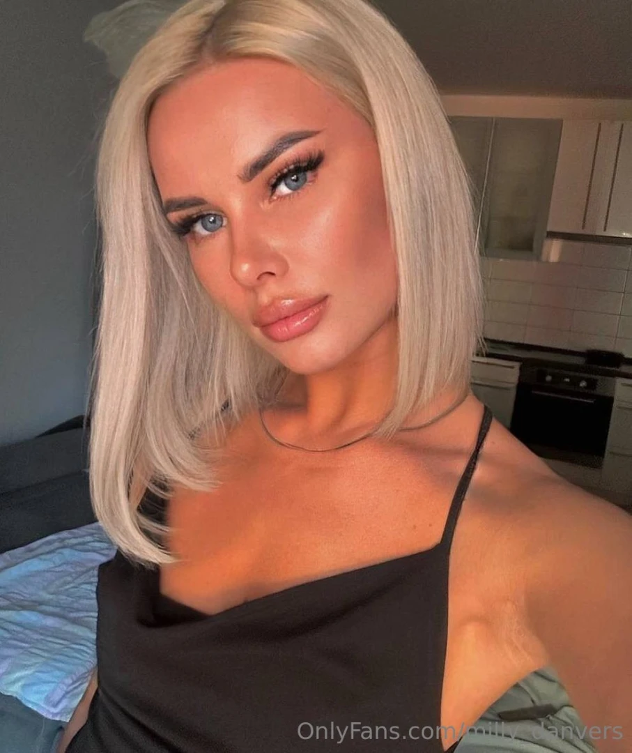 Stop scrolling crystal_lovexxx double penetration bg squirt exclusive part 77 