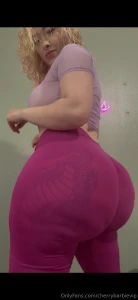 New twerk video in leggings you know i had to shake it just for you