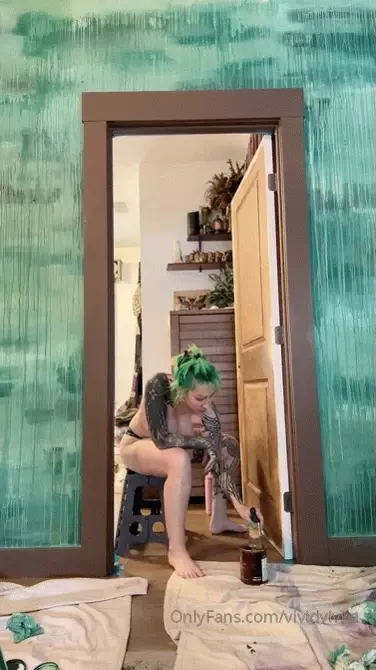 I really like shooting voyeur content while trying to focus on a more 