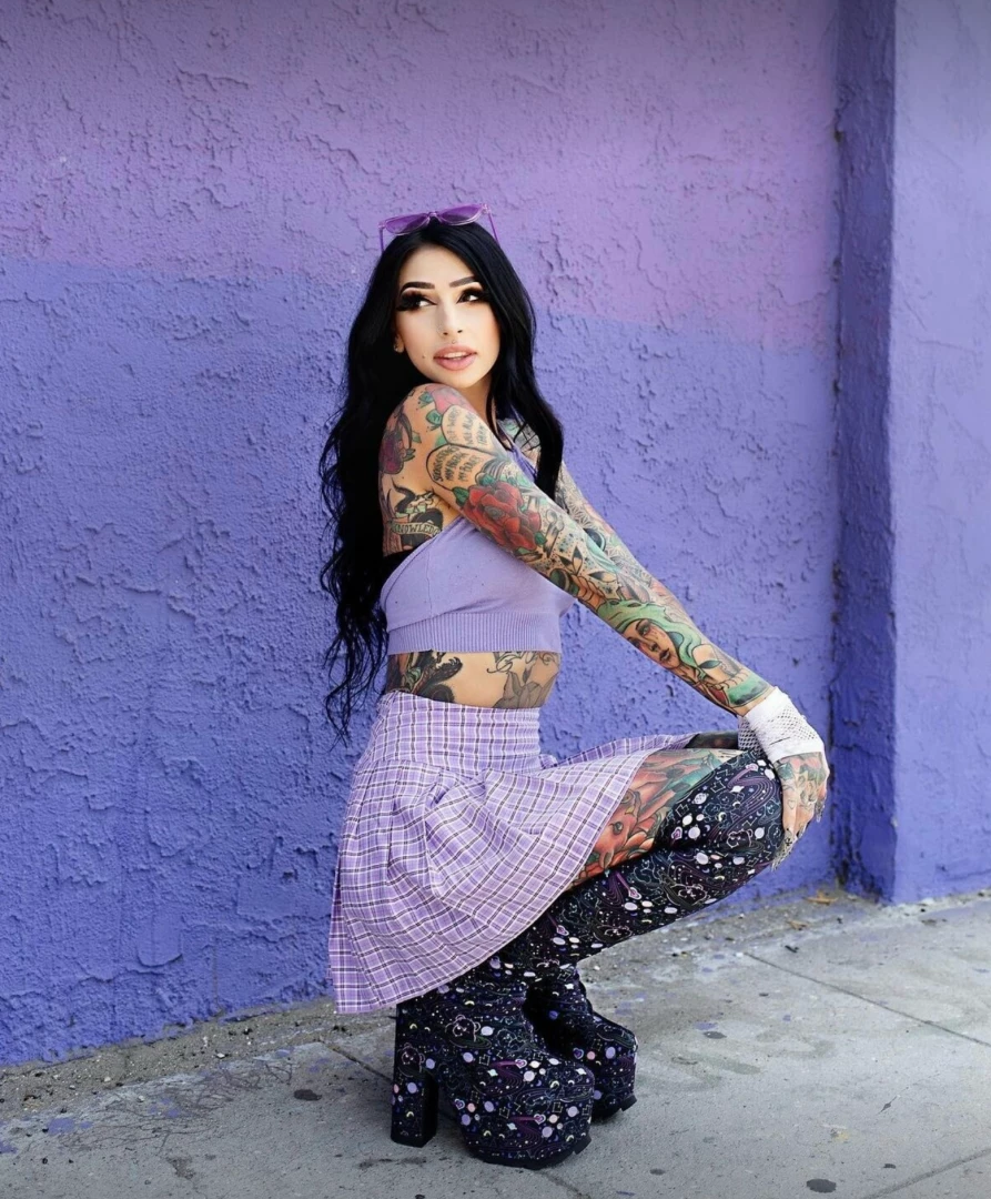 Ur fav lil brat message me if you wanna see something freakyyy tonight part 10 