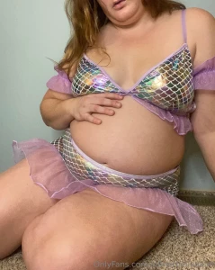 The little mermaid finally figured out what forks are for part 5