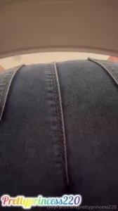 Tiny man enjoy my farts