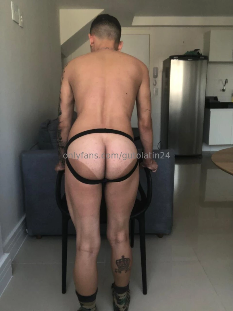 Hello i m wesley for those who don t know carioca da gem resident of part 3 