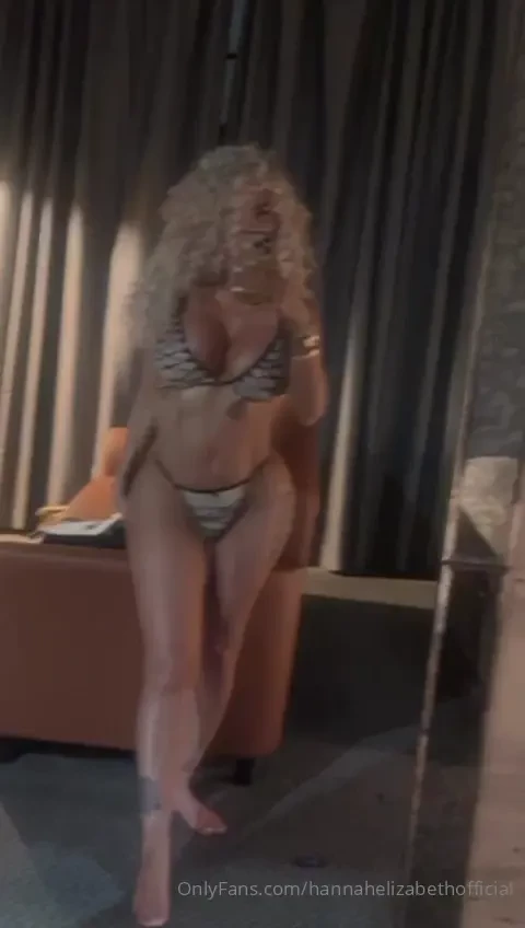 Hannahelizabethofficial 