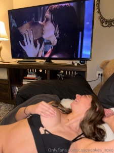 Spider-man makes me so fxcking horny check your messages to find out