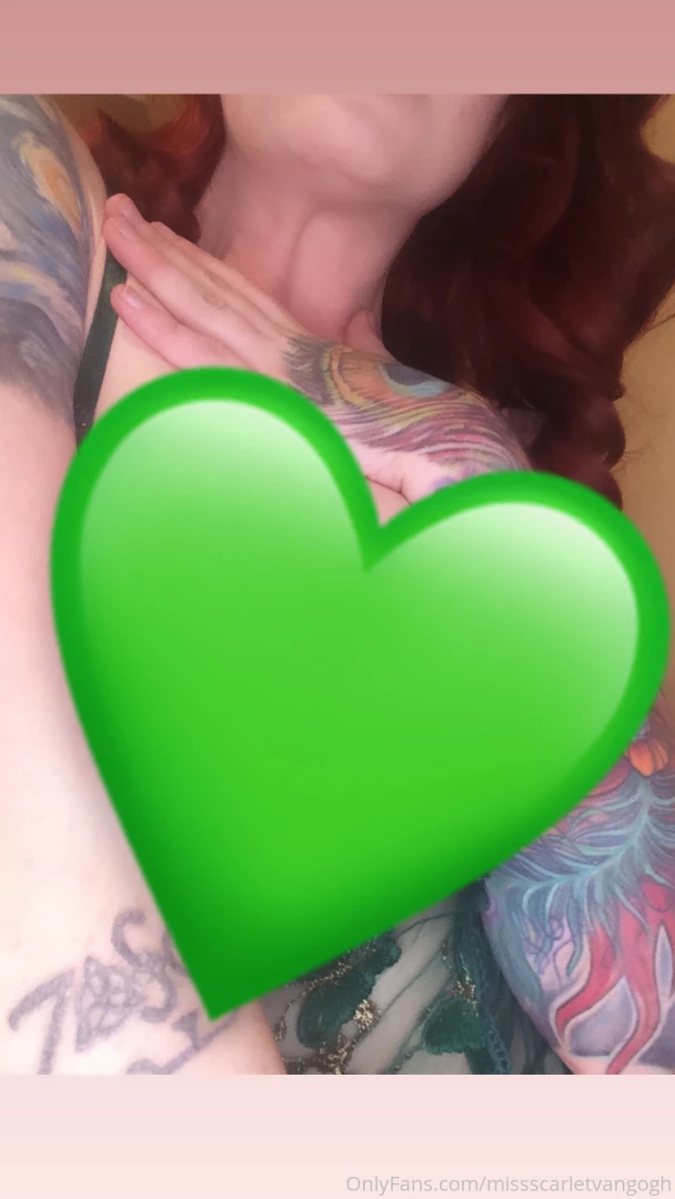 Face full of tits then the full zoom out callmeivy zoom in to zoom out 