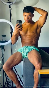 What comes to your mind when you see me part 4