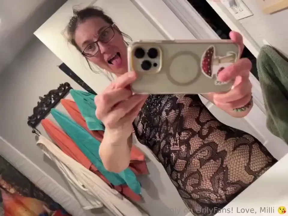 I got jizzed all over from the bj i did for the countdown to midnight 