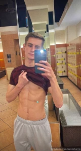 Got horny after the gym and blew a huge load all over myself part 1